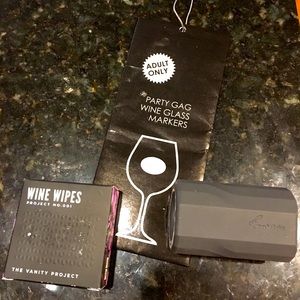 Wine accessories lot
